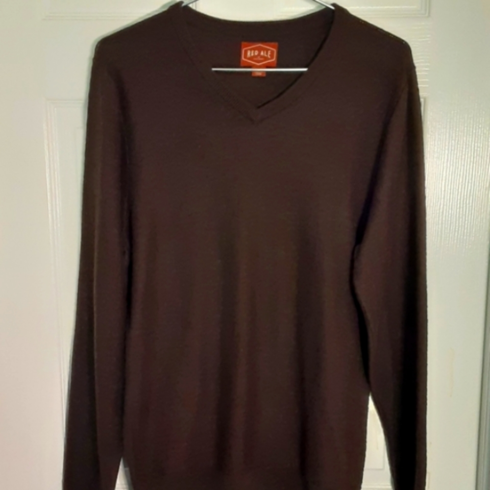 Red Ale by Alesbury Men's Brown Sweater Me…